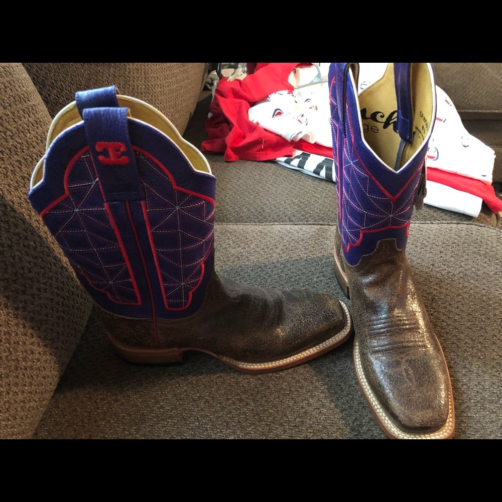 Cinch boots